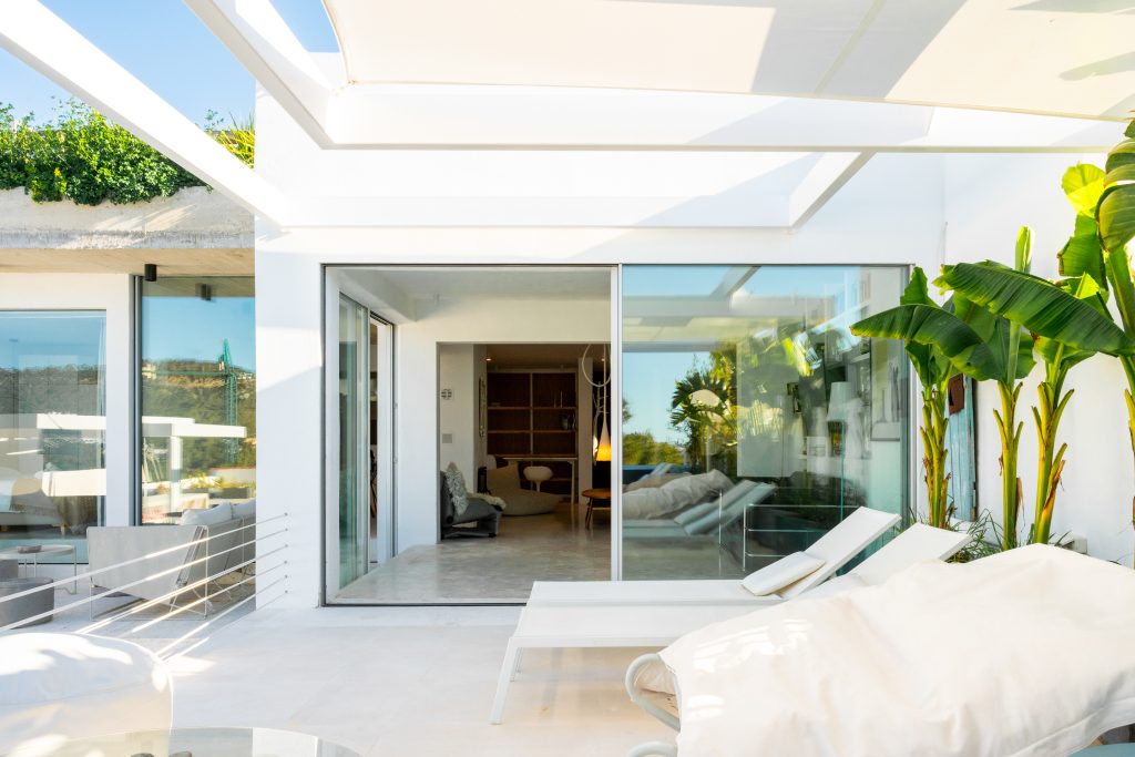 Canvill Villa for rent, 14Pax, sunset and seaviews, nicely funishhed and decorated on a quiet annd tranquil spot. IBIZA VILLA RENTAL SUNSETVIEWS CANVILL 5 Bedrooms, 10 Adults + 4Kids, westcoast, Seaview, >5min walking distance to the beach , >15min airport