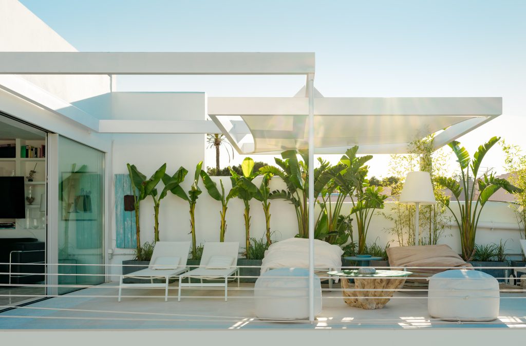 Canvill Villa for rent, 14Pax, sunset and seaviews, nicely funishhed and decorated on a quiet annd tranquil spot. IBIZA VILLA RENTAL SUNSETVIEWS CANVILL 5 Bedrooms, 10 Adults + 4Kids, westcoast, Seaview, >5min walking distance to the beach , >15min airport